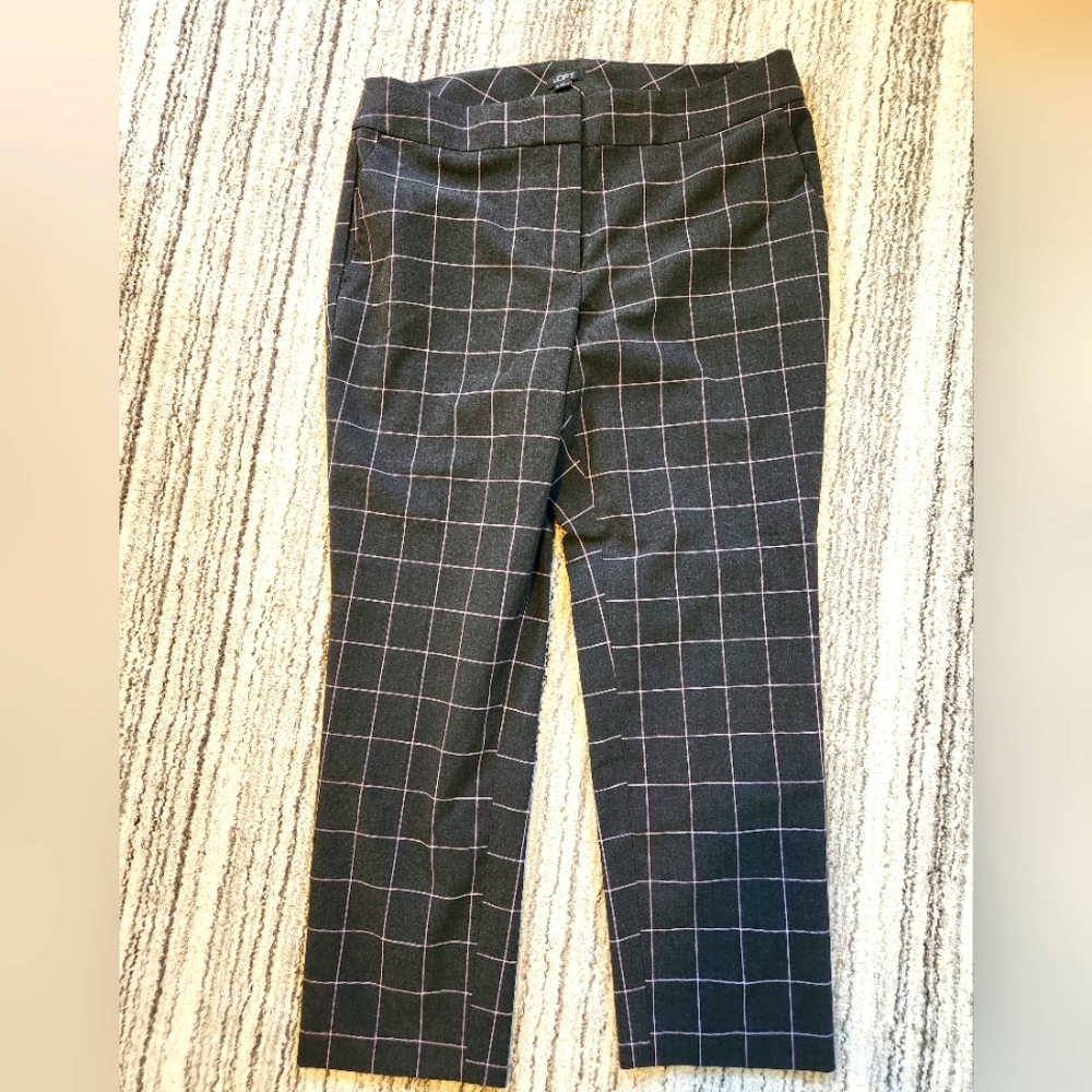 Gray and pink graph check pants LOFT NWT
